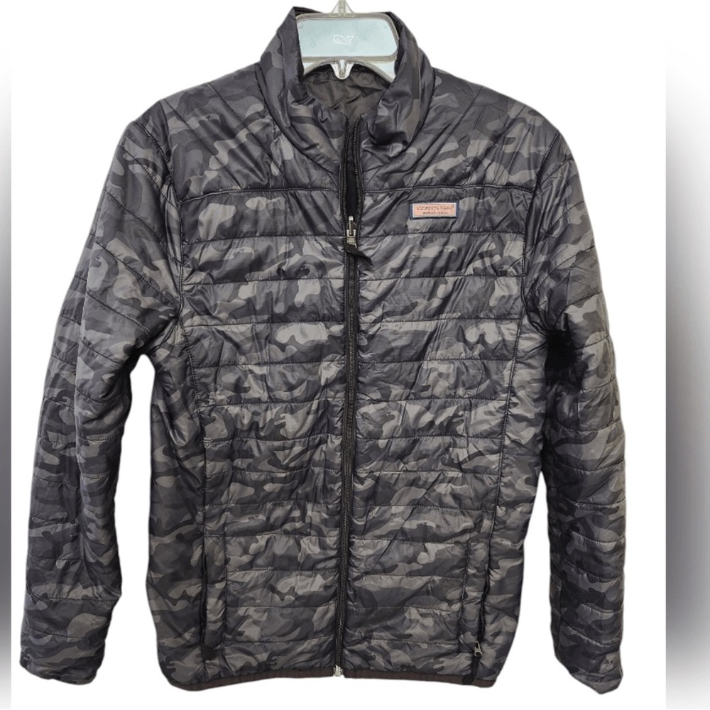 Vineyard Vines Reversible Camo/Black
Kids Unisex Puffer Jacket Size 6